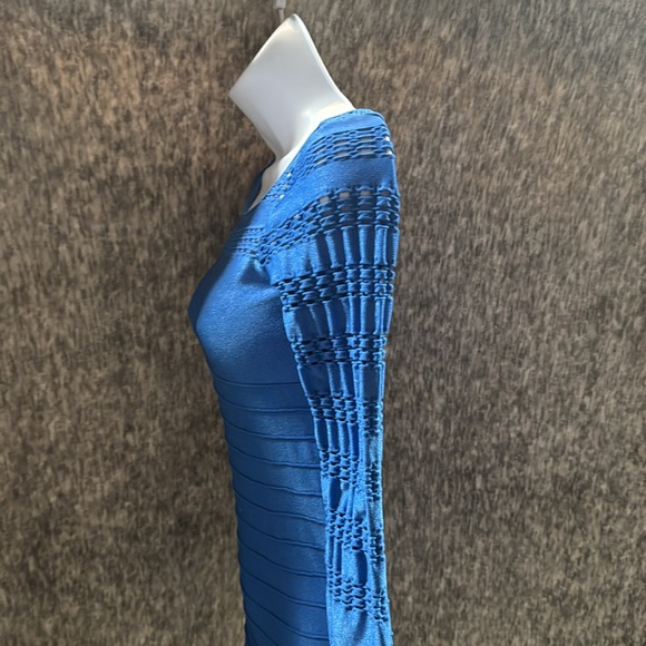 NWT BeBE dress size M/L - Picture 16 of 16